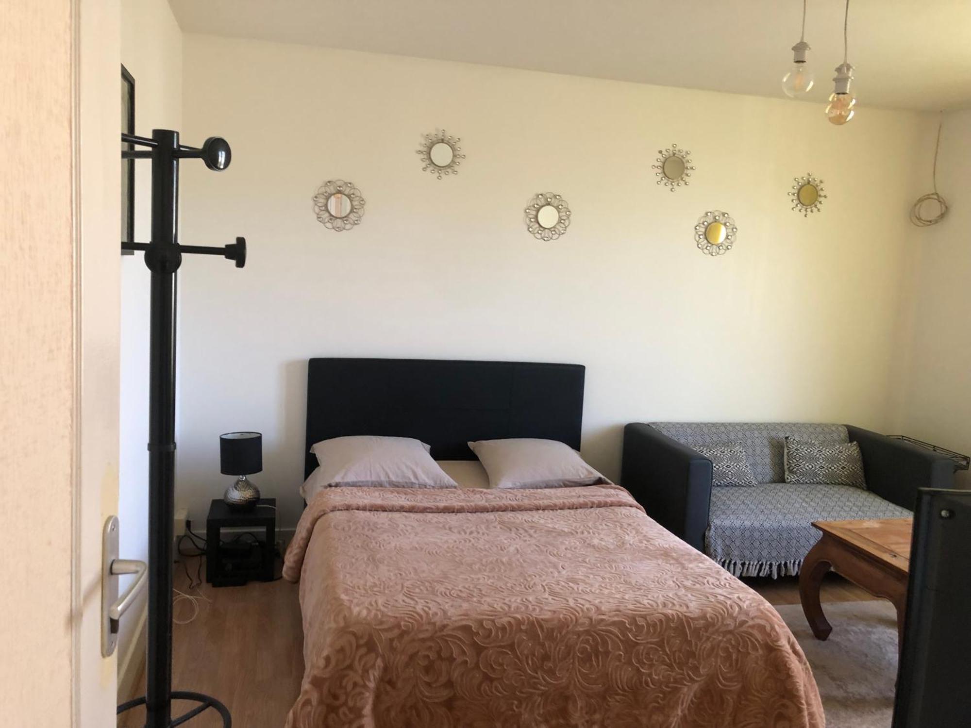 Appartement Entier 2 Chambres Бове Екстериор снимка